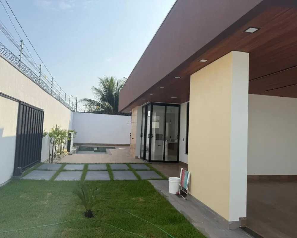 Casa Alto Padrão com Piscina à Venda em Araguaína 7